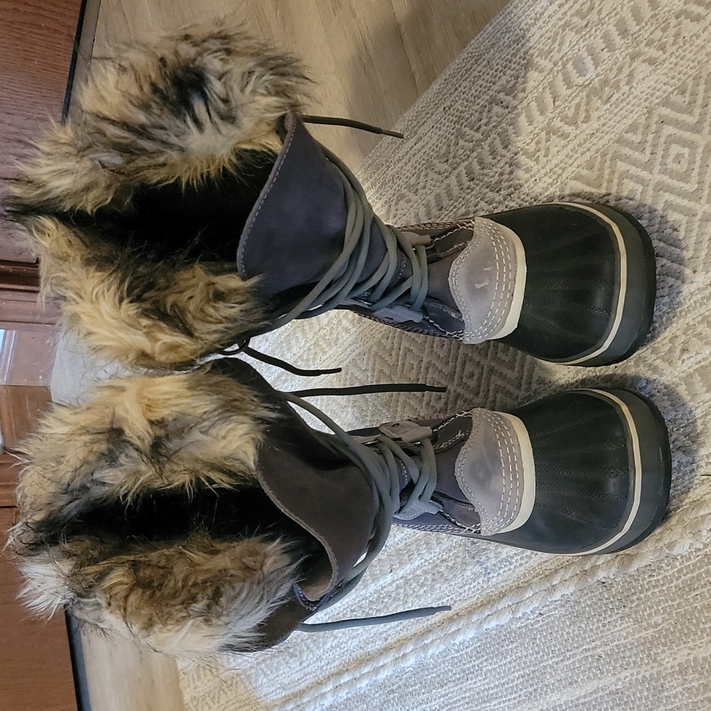 Sorel Joan of Artic womens snow boots